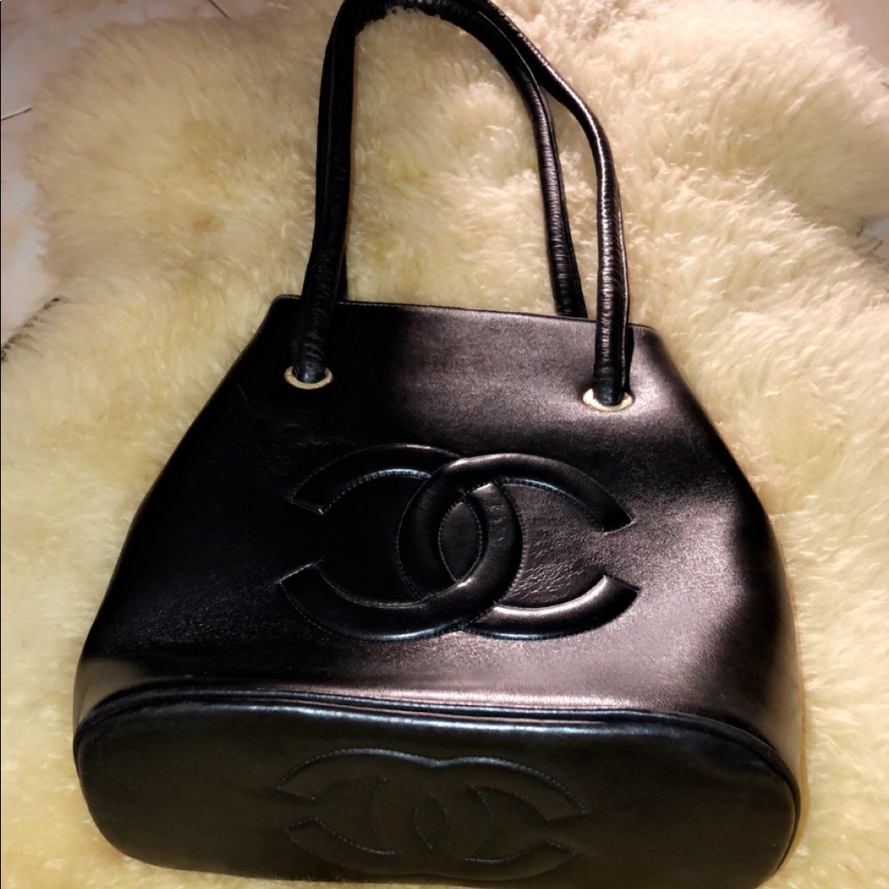 Vintage Chanel bag is clean good condition
